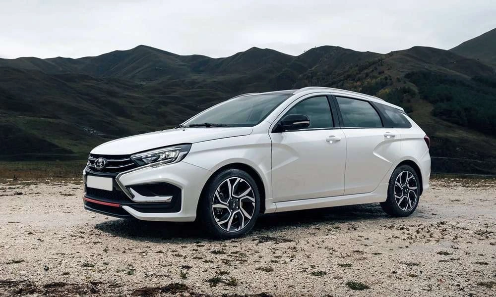 Lada Vesta SW Sportline - фото №9