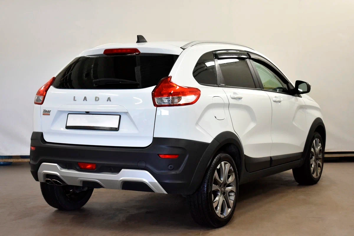 Lada Xray Cross - фото №4